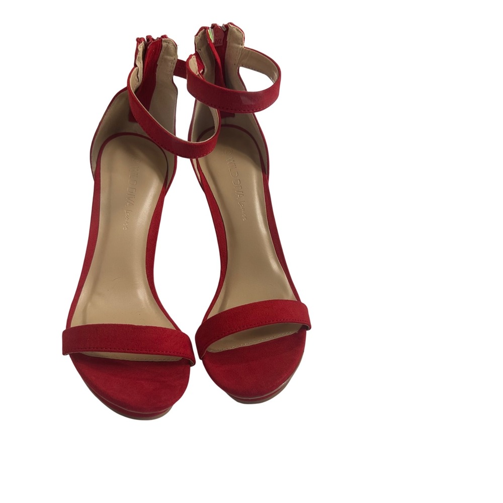 Wild Diva Lounge Red Faux Suede Ankle Strap Block Heel Sandals Size 7.5